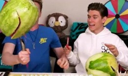 钢铁侠西瓜在线观看,漫威英雄的奇幻冒险之旅